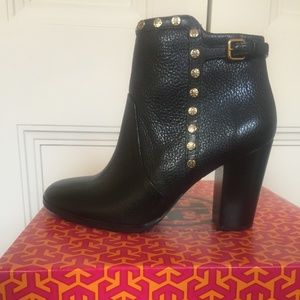 Tory Burch Mae Bootie size 8